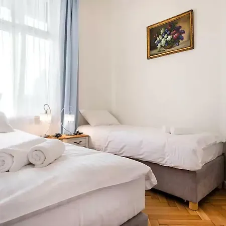 Apartamento Zwierzyniecka Old Town By Otium Cracovia
