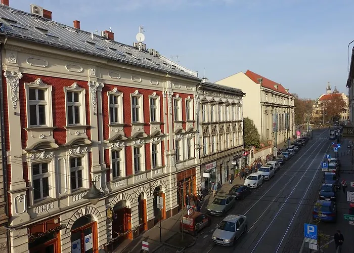 Zwierzyniecka Old Town By Otium