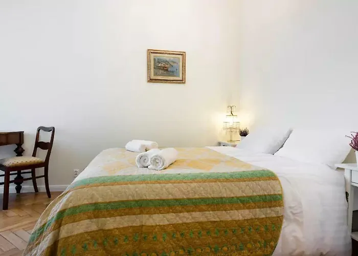 Apartment Zwierzyniecka Old Town By Otium